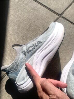 Hoka skyward laceless